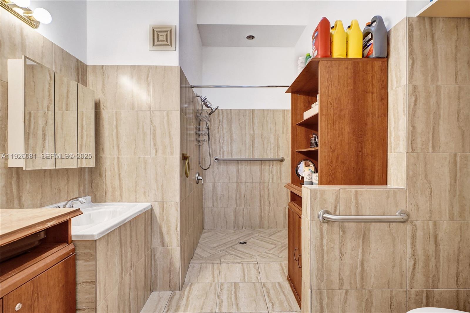 HARBOURWOOD SKETCH OF SUR - Residential