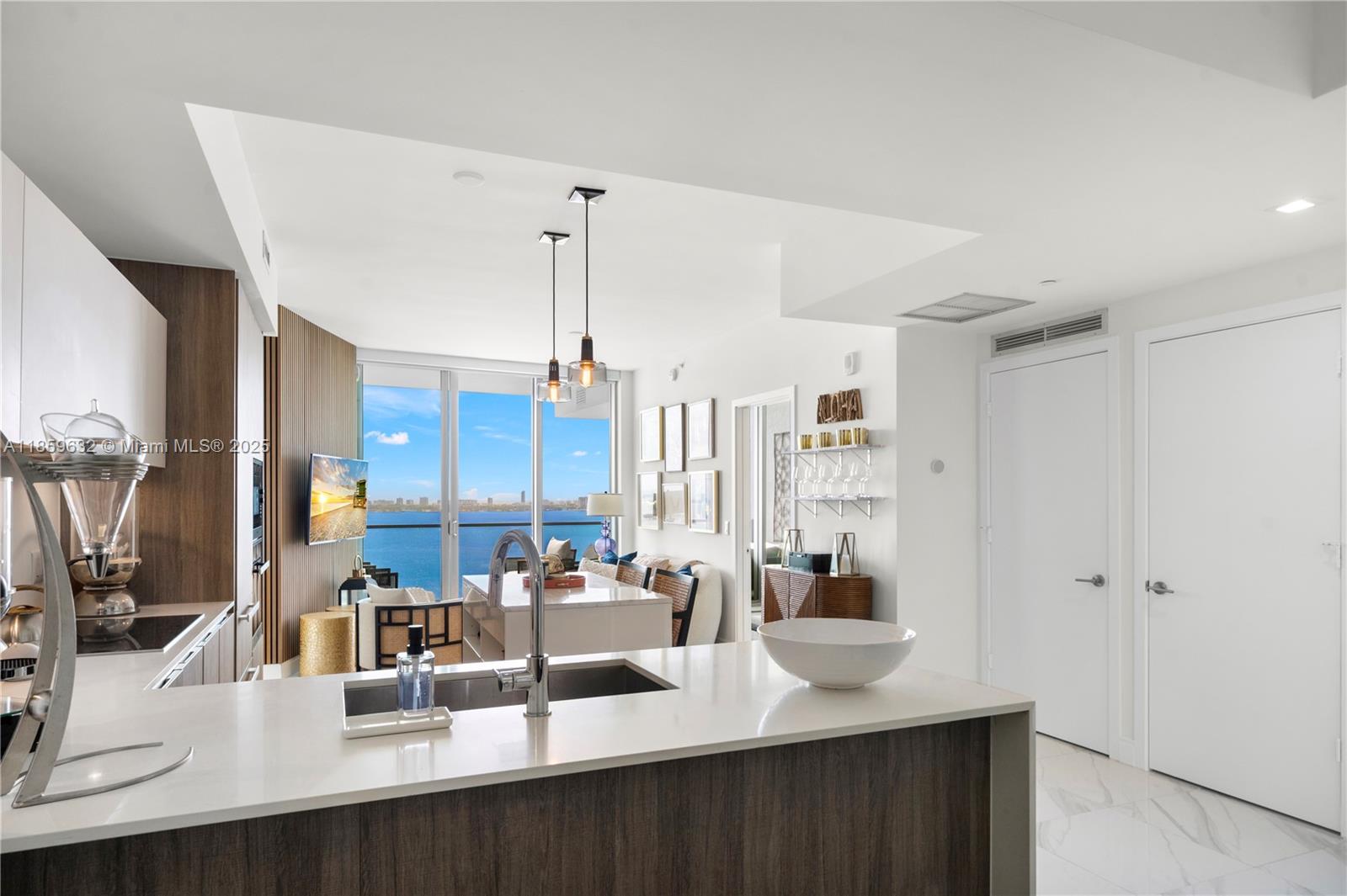 BISCAYNE BEACH CONDO - Residential