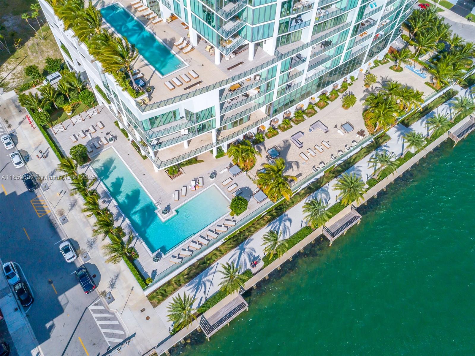 BISCAYNE BEACH CONDO - Residential