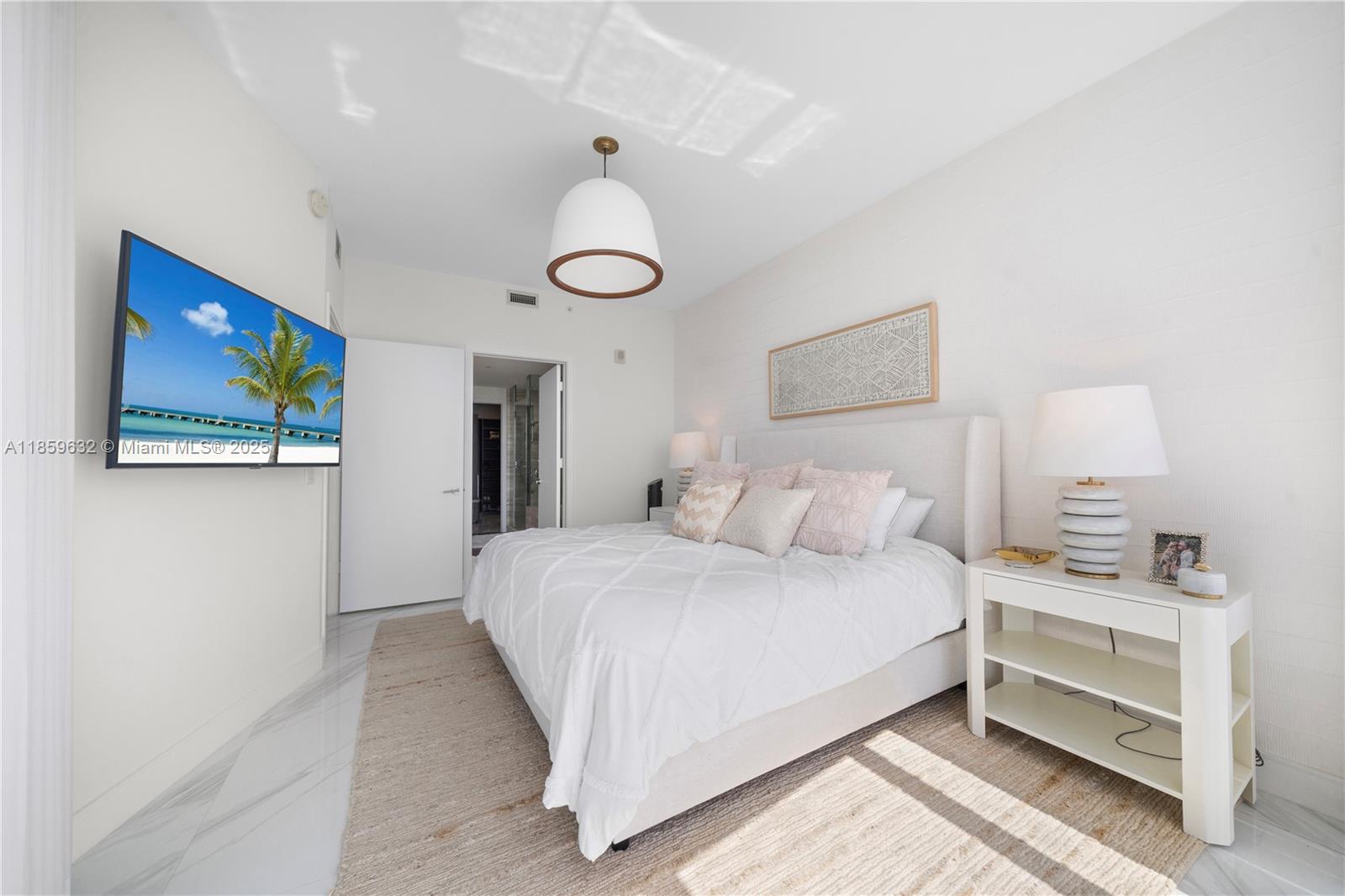 BISCAYNE BEACH CONDO - Residential