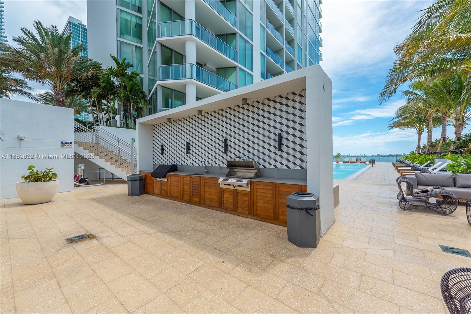 BISCAYNE BEACH CONDO - Residential