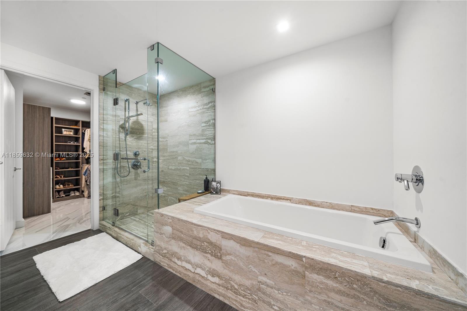 BISCAYNE BEACH CONDO - Residential