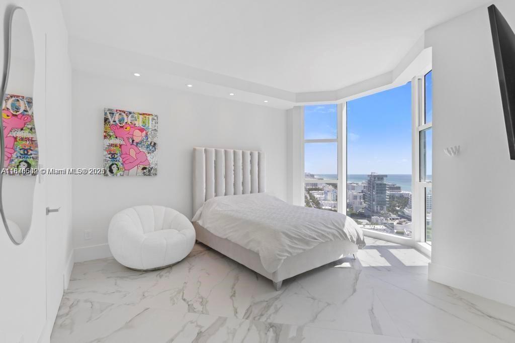 PORTOFINO TOWER CONDO - Residential