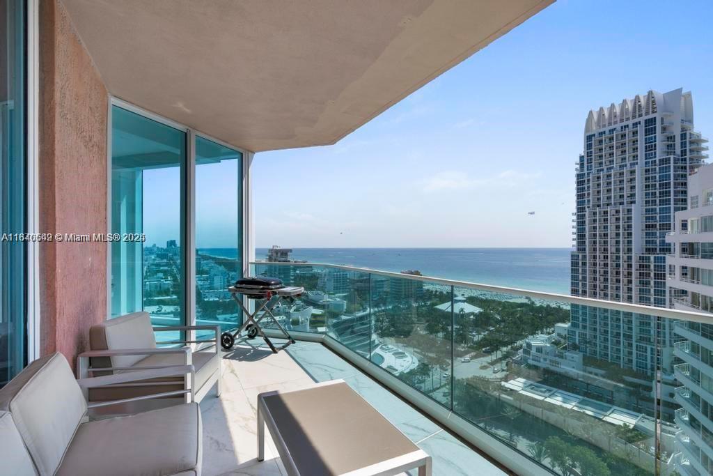 PORTOFINO TOWER CONDO - Residential