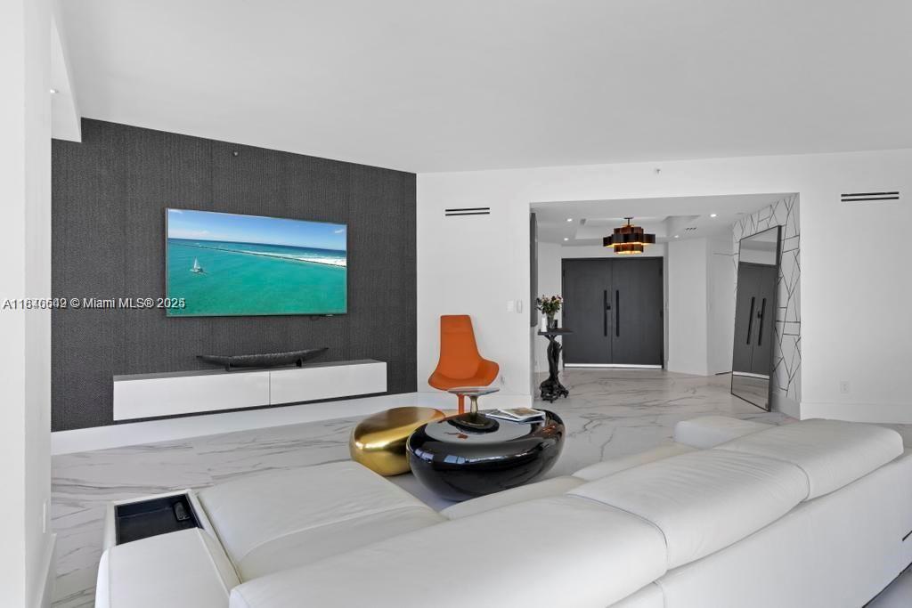 PORTOFINO TOWER CONDO - Residential