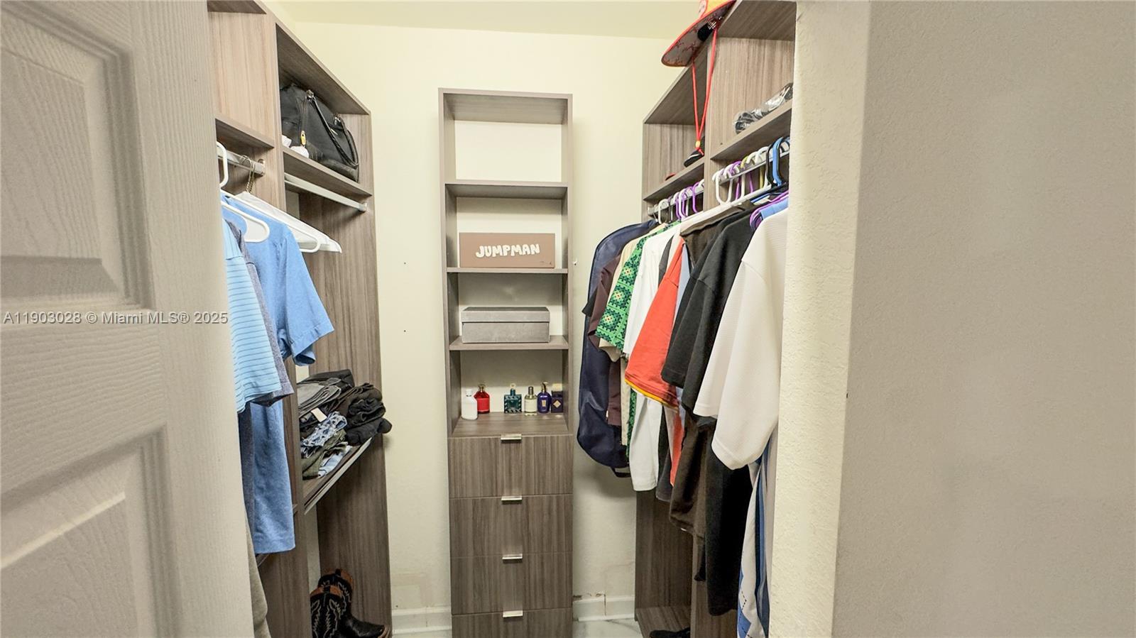 AQUABELLA SECTION TWO - Residential