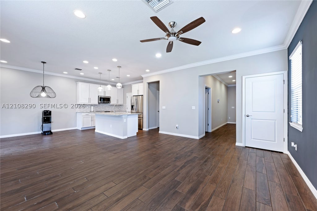 Photo of 945 Banyan Drive #1, Hollywood, FL 33021 (MLS # A12108290)