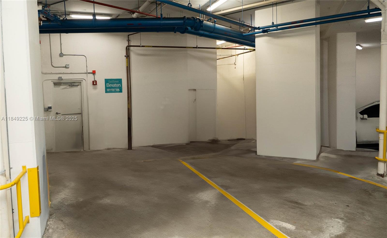 150 Sunny Isles Blvd 1-TH403