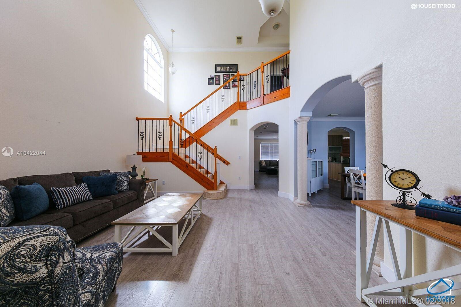 A B AT TAMIAMI TRAIL PHAS - Residential