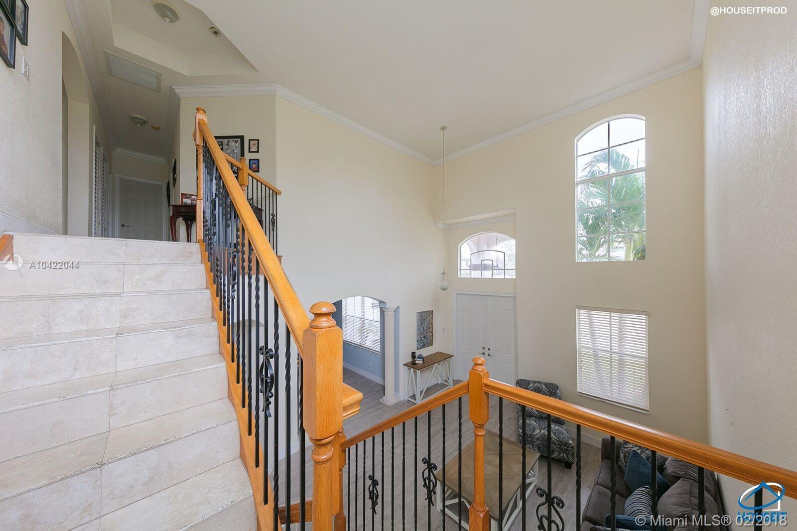 A B AT TAMIAMI TRAIL PHAS - Residential