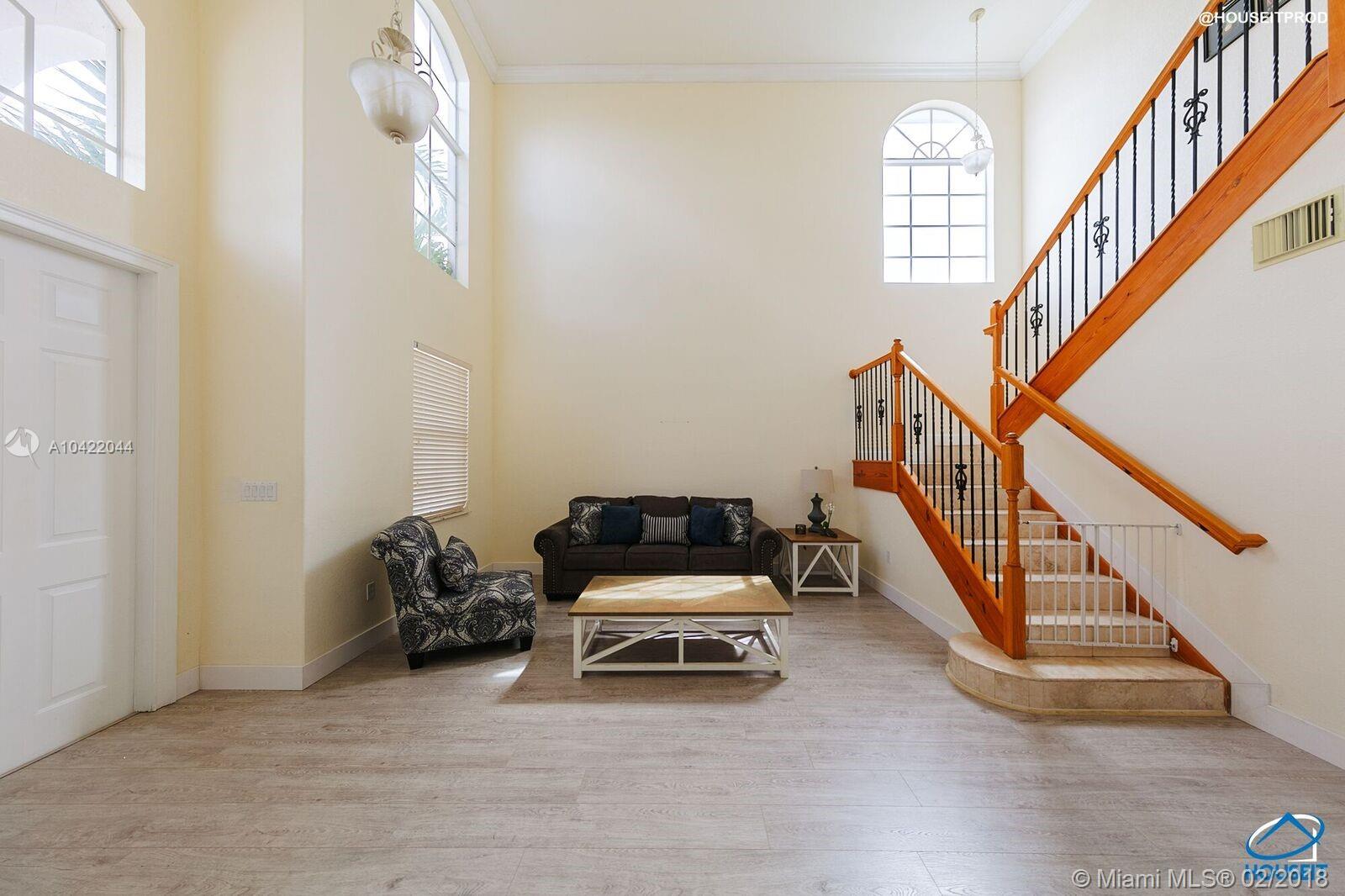 A B AT TAMIAMI TRAIL PHAS - Residential