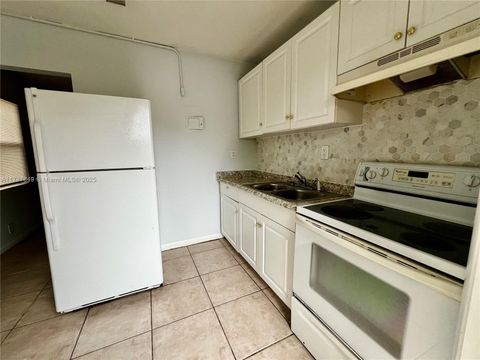 1115 21st St 1 West Palm Beach FL 33407
