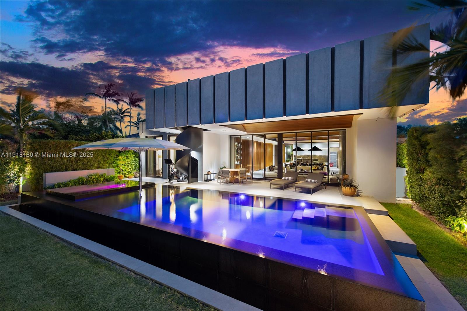 BISCAYNE POINT - Residential Lease