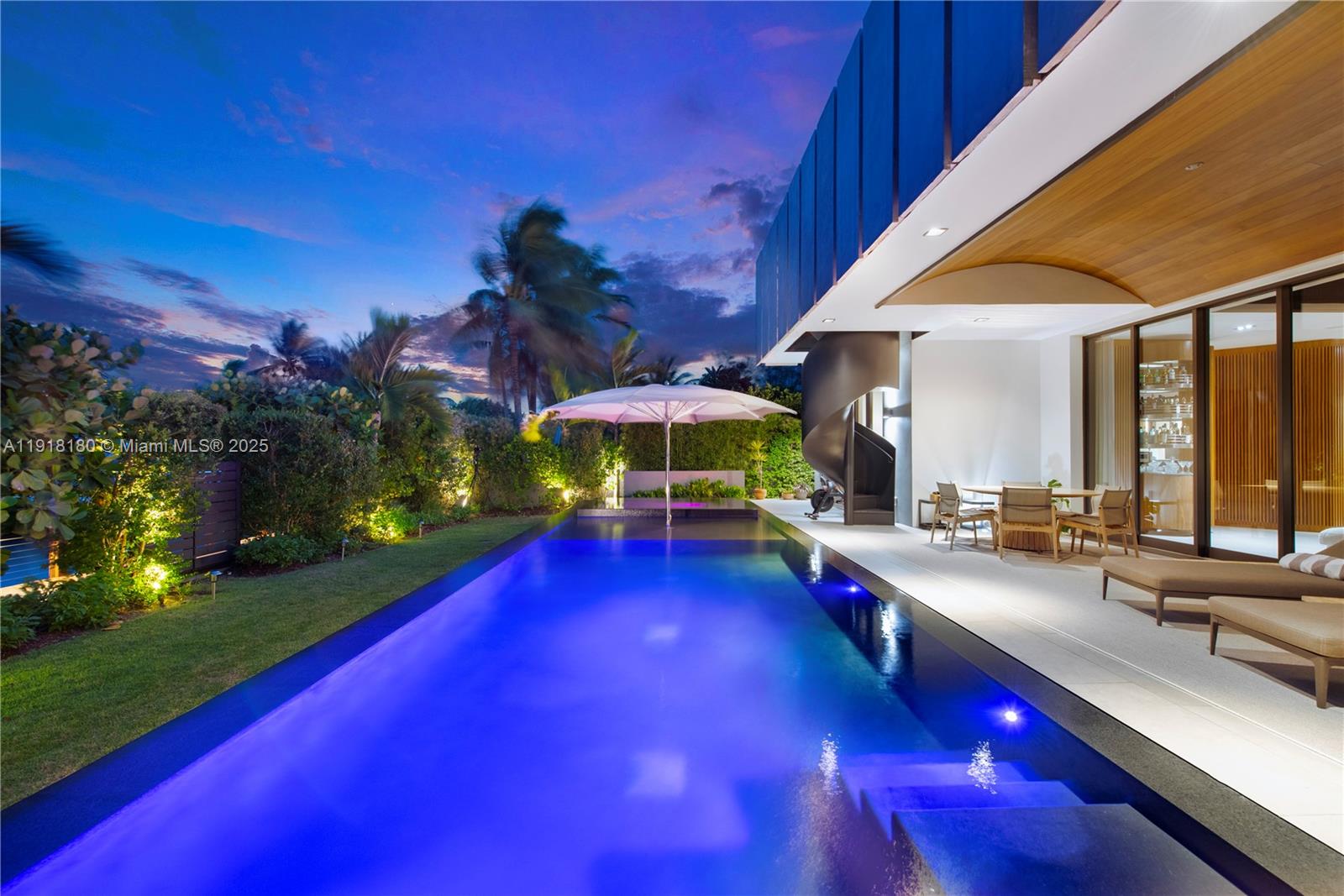 BISCAYNE POINT - Residential Lease