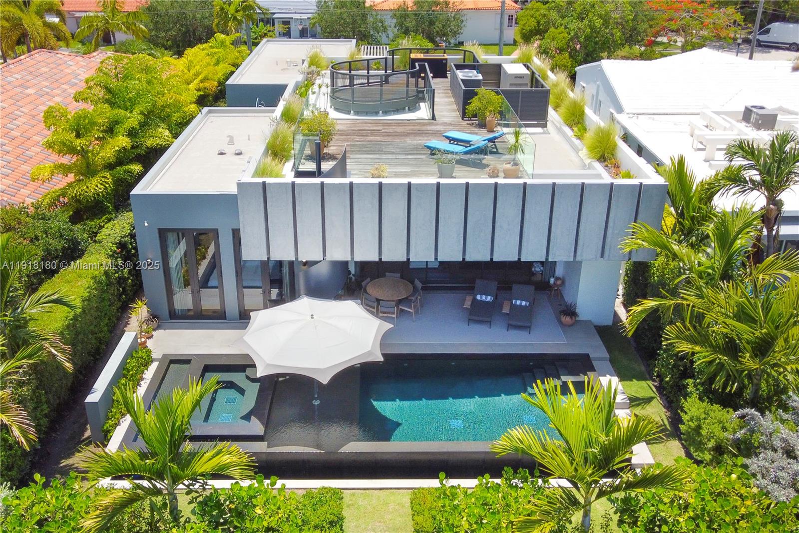 BISCAYNE POINT - Residential Lease