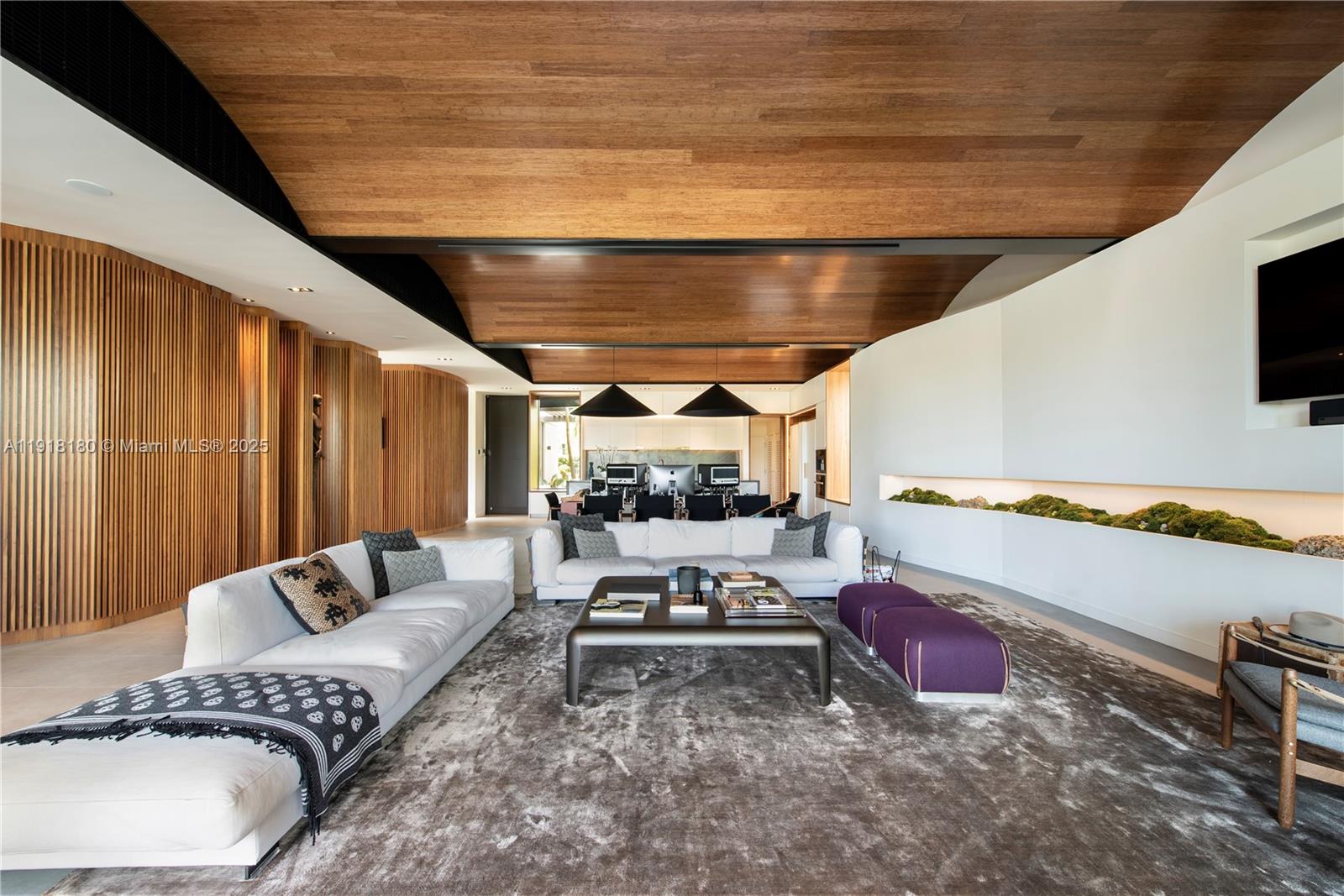 BISCAYNE POINT - Residential Lease