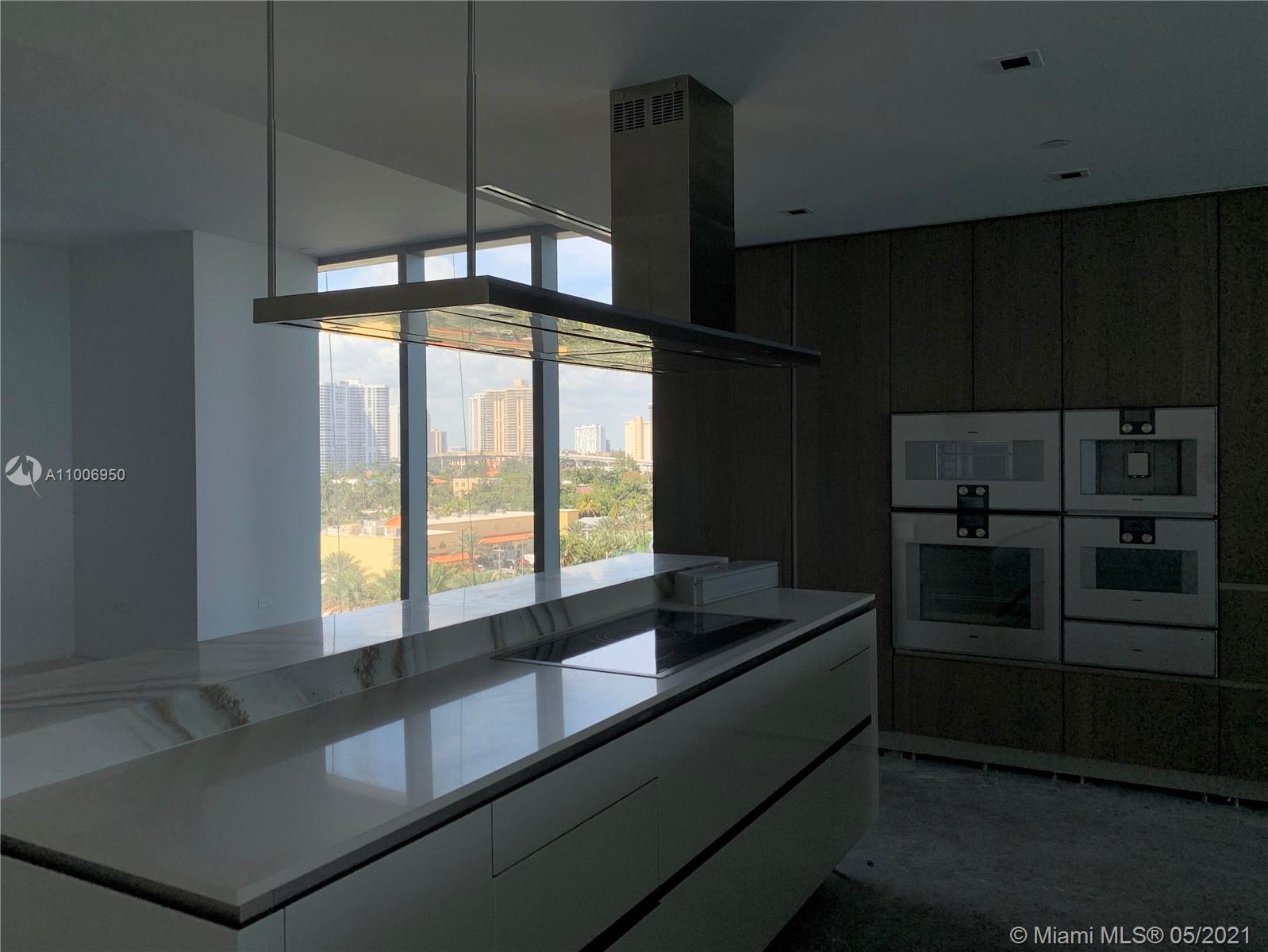 Turnberry Ocean Club - Residential