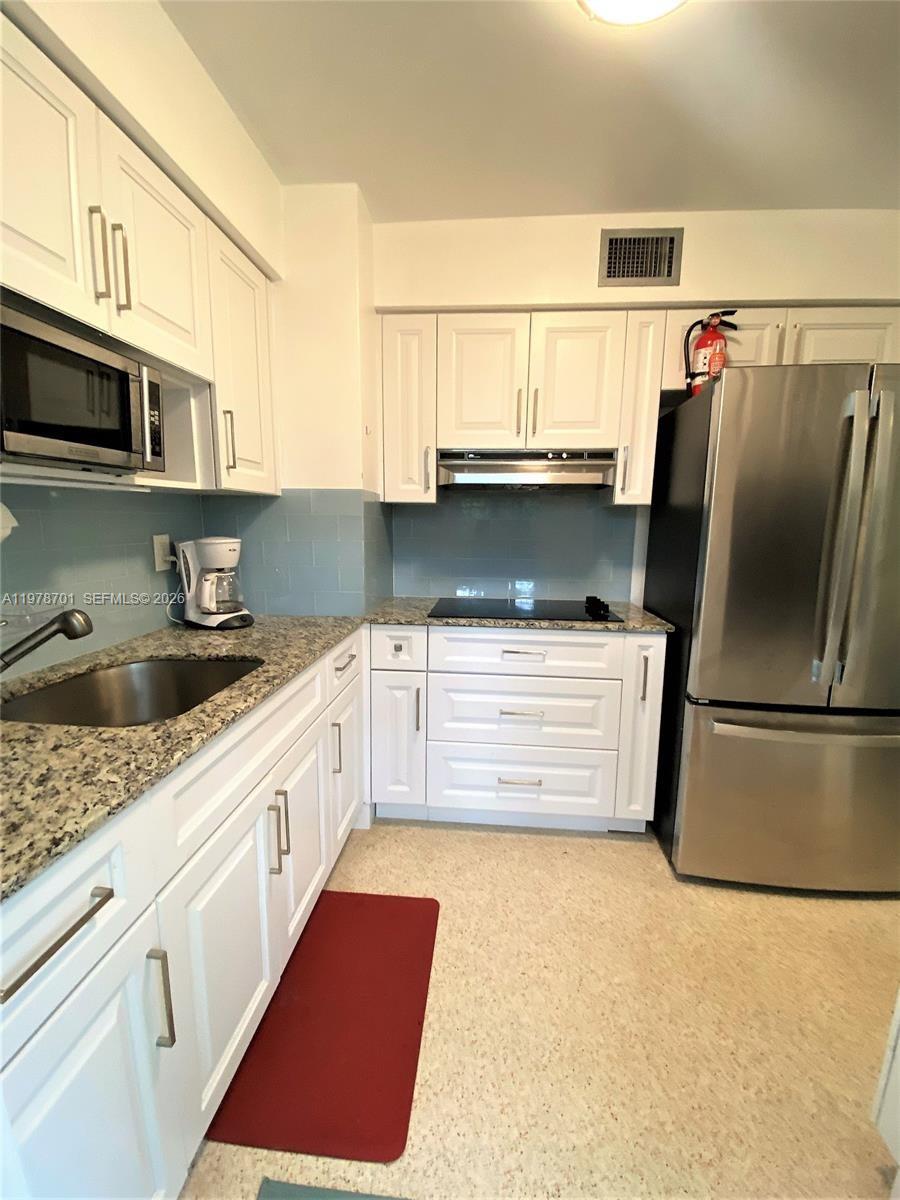 SILVER SHORES SEC OF LAUD - Residential Income