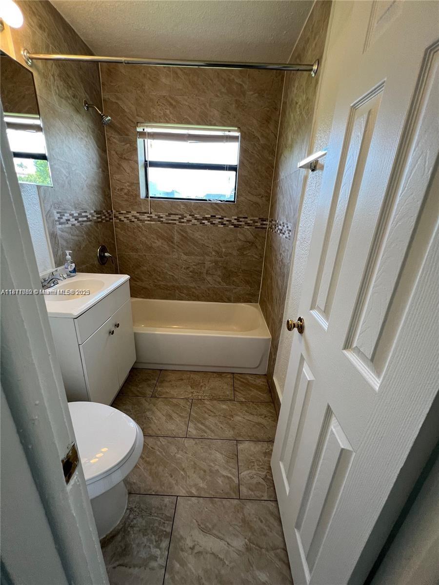 FOSTER PARK - Residential Lease