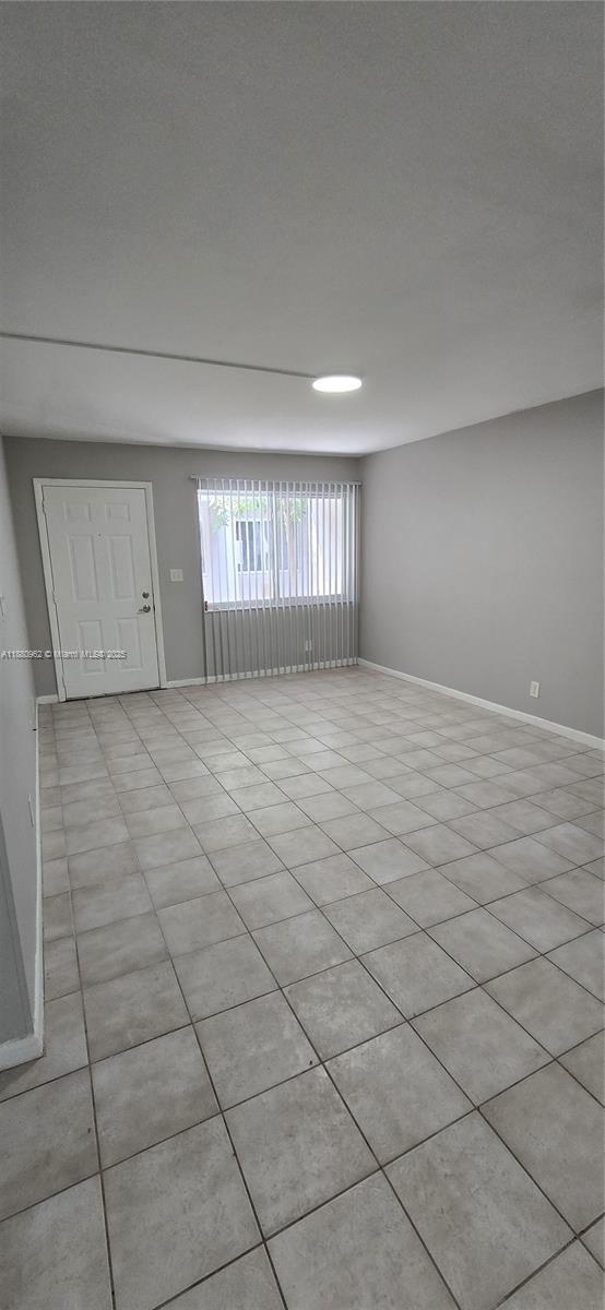 SPRINGS PARK EAST CONDO - Residential Lease