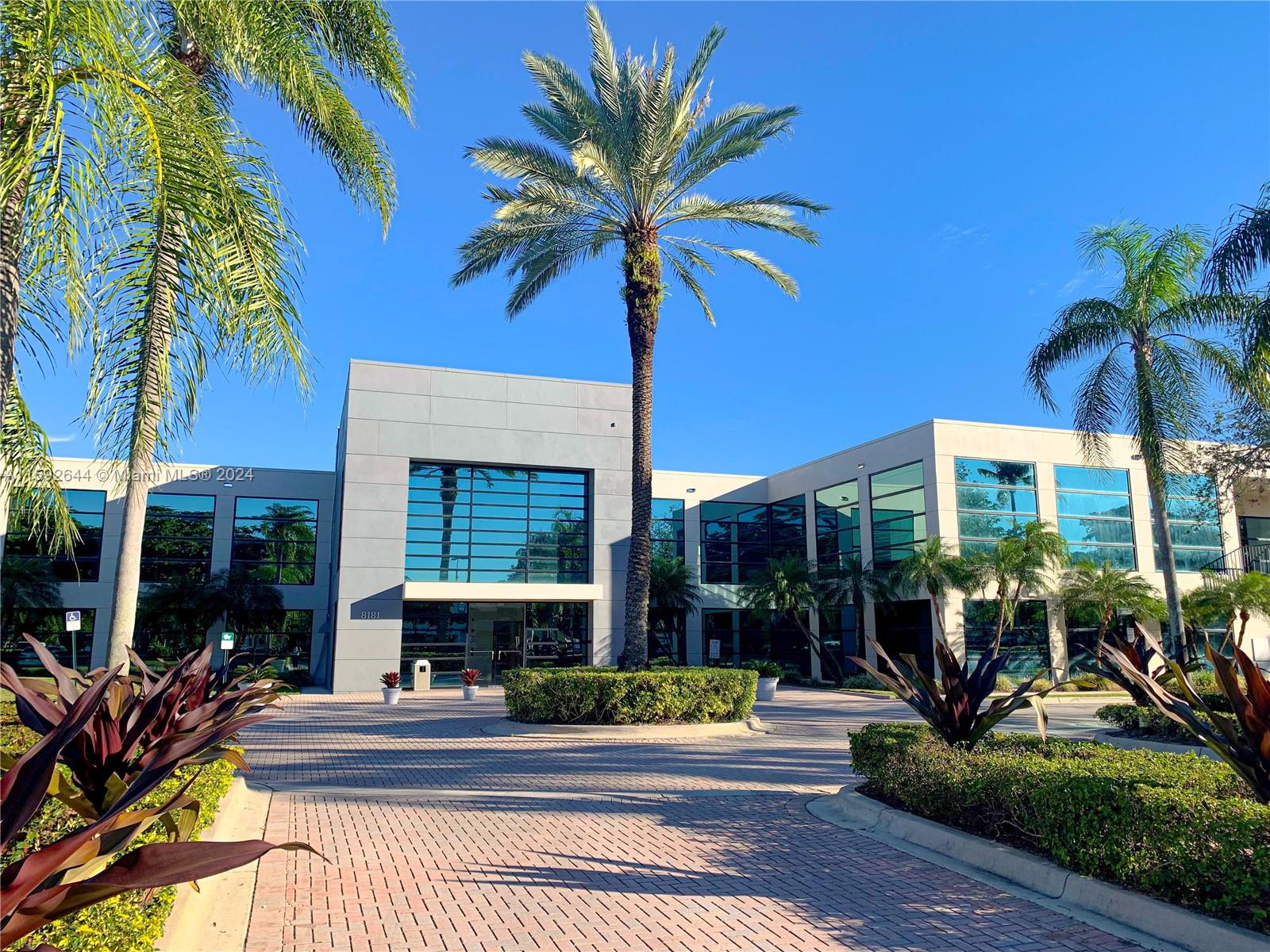 • Professional office in the heart of Miami Lakes
• Two-story atrium lobby
• Parking
• Easy access to major highways like the Palmetto Expressway (SR-826) and I-75
• Minutes away from restaurants, shops, and entertainment
• Strong residential density
• Near Opa Locka Executive Airport and Miami International Airport