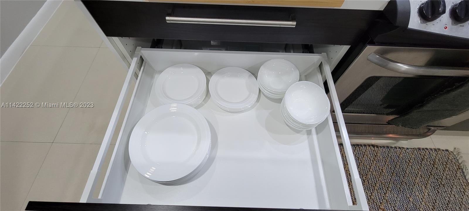 NEWMANS SURVEY - Residential Lease