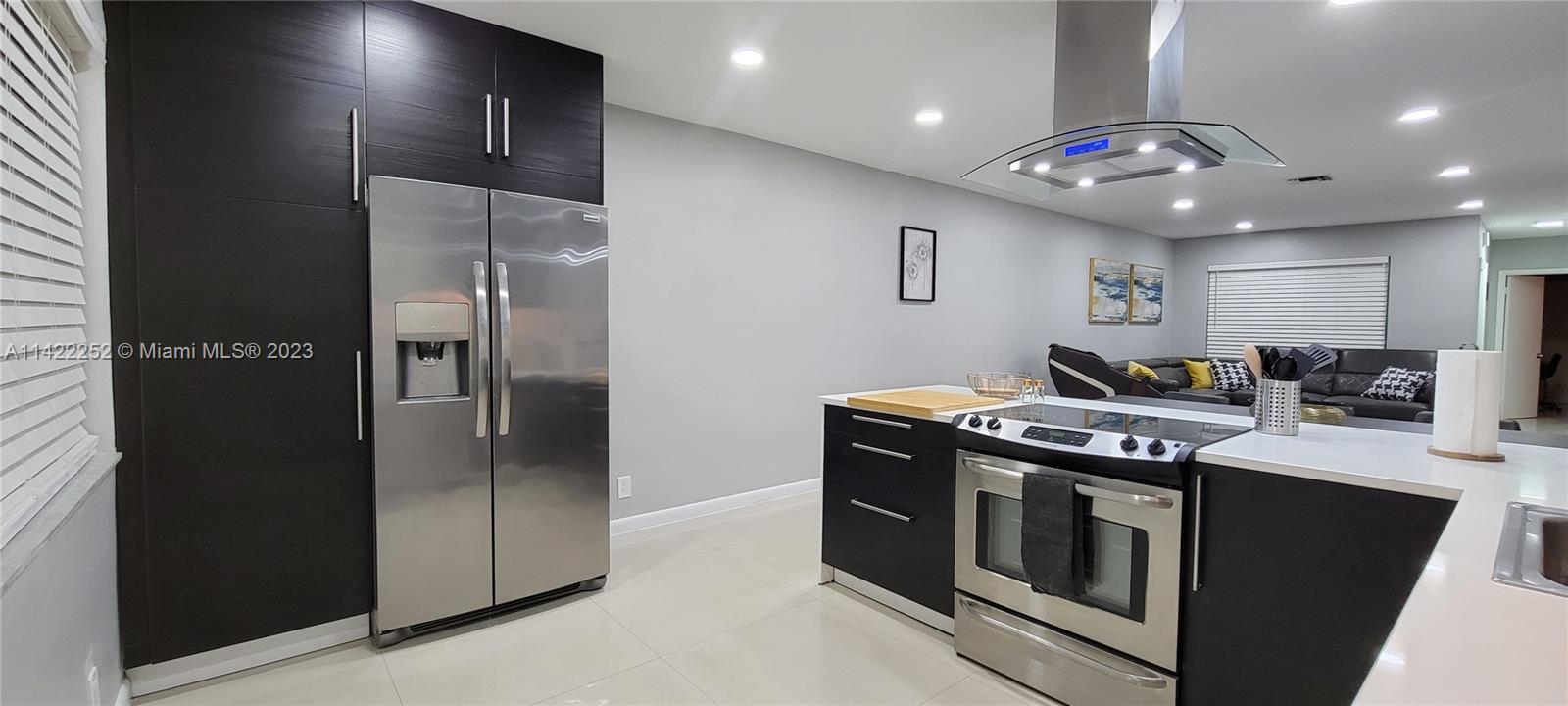 NEWMANS SURVEY - Residential Lease