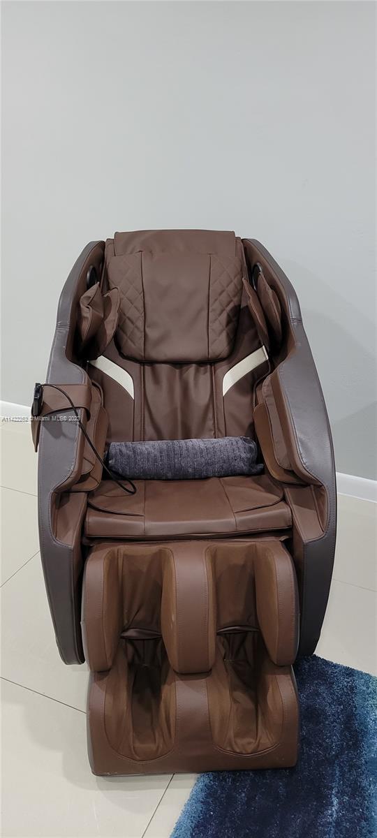 NEWMANS SURVEY - Residential Lease