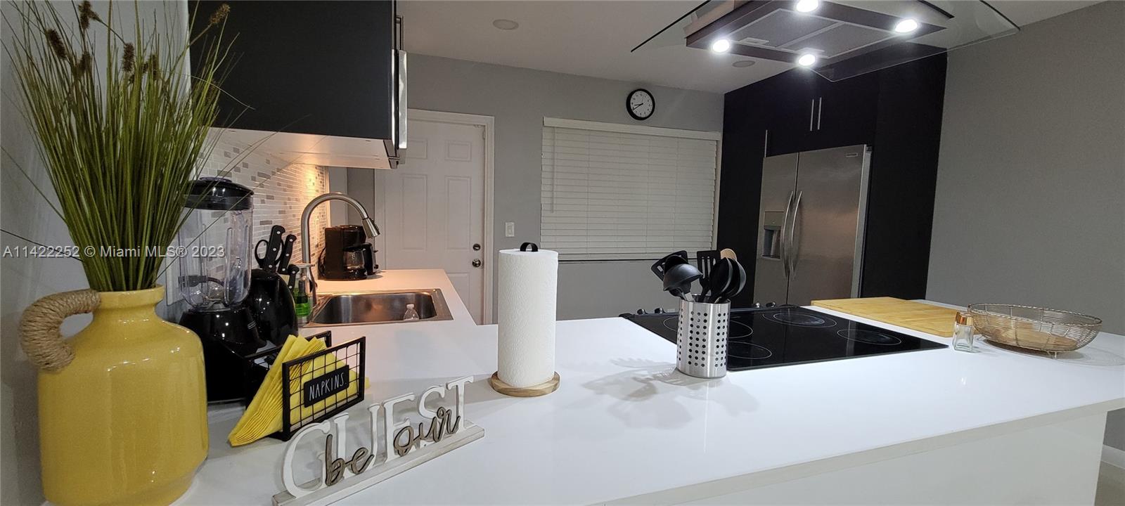 NEWMANS SURVEY - Residential Lease