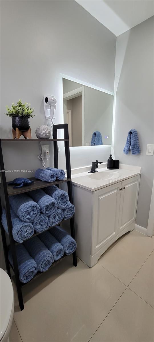 NEWMANS SURVEY - Residential Lease