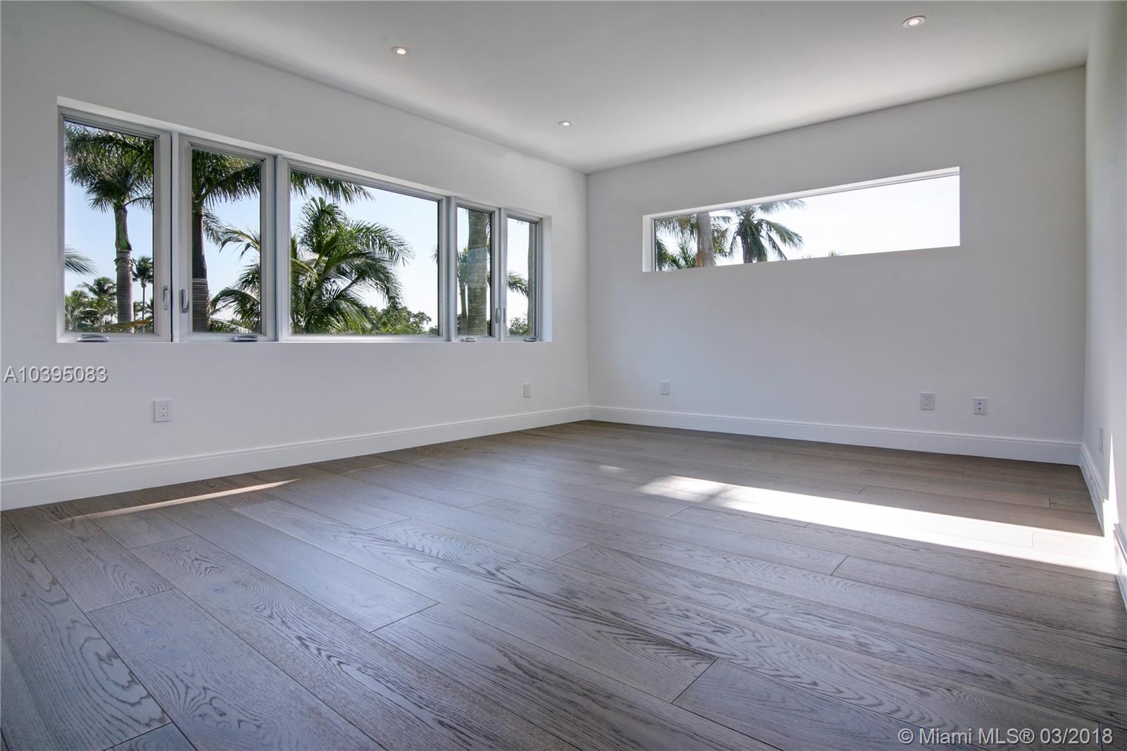 LA GORCE GOLF SUB - Residential