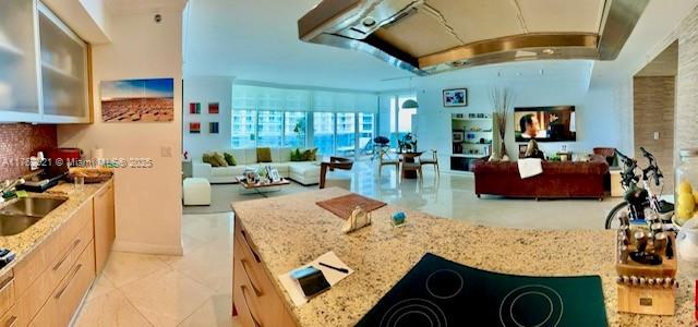 1800 S Ocean Dr 3310