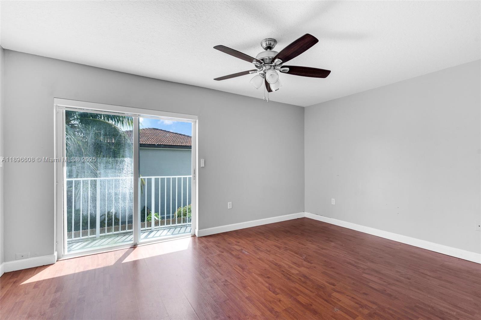POD 14 AT MONARCH LAKES - Residential Lease