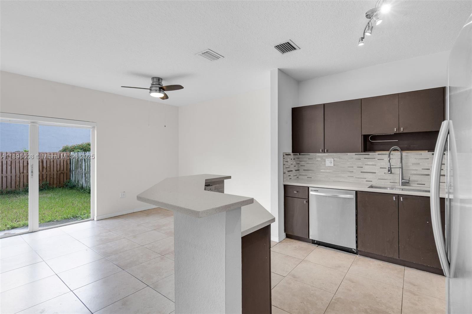 POD 14 AT MONARCH LAKES - Residential Lease