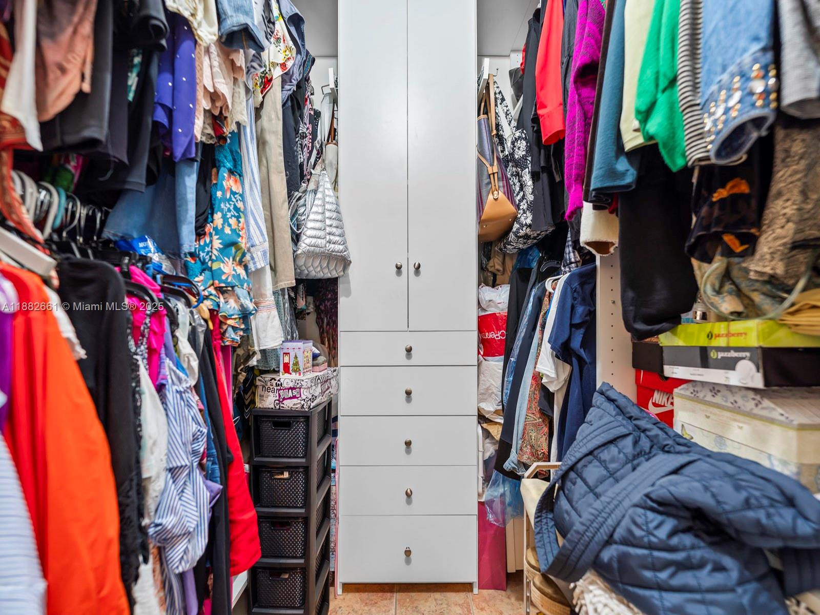 RIVIERA TRACE 1ST ADDN - Residential