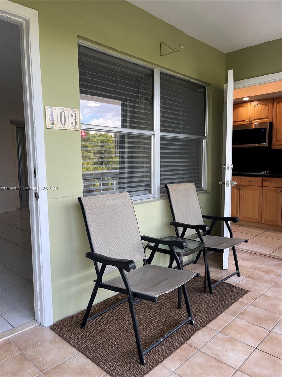 SANTA MONICA CONDOMINIUM - Residential Lease