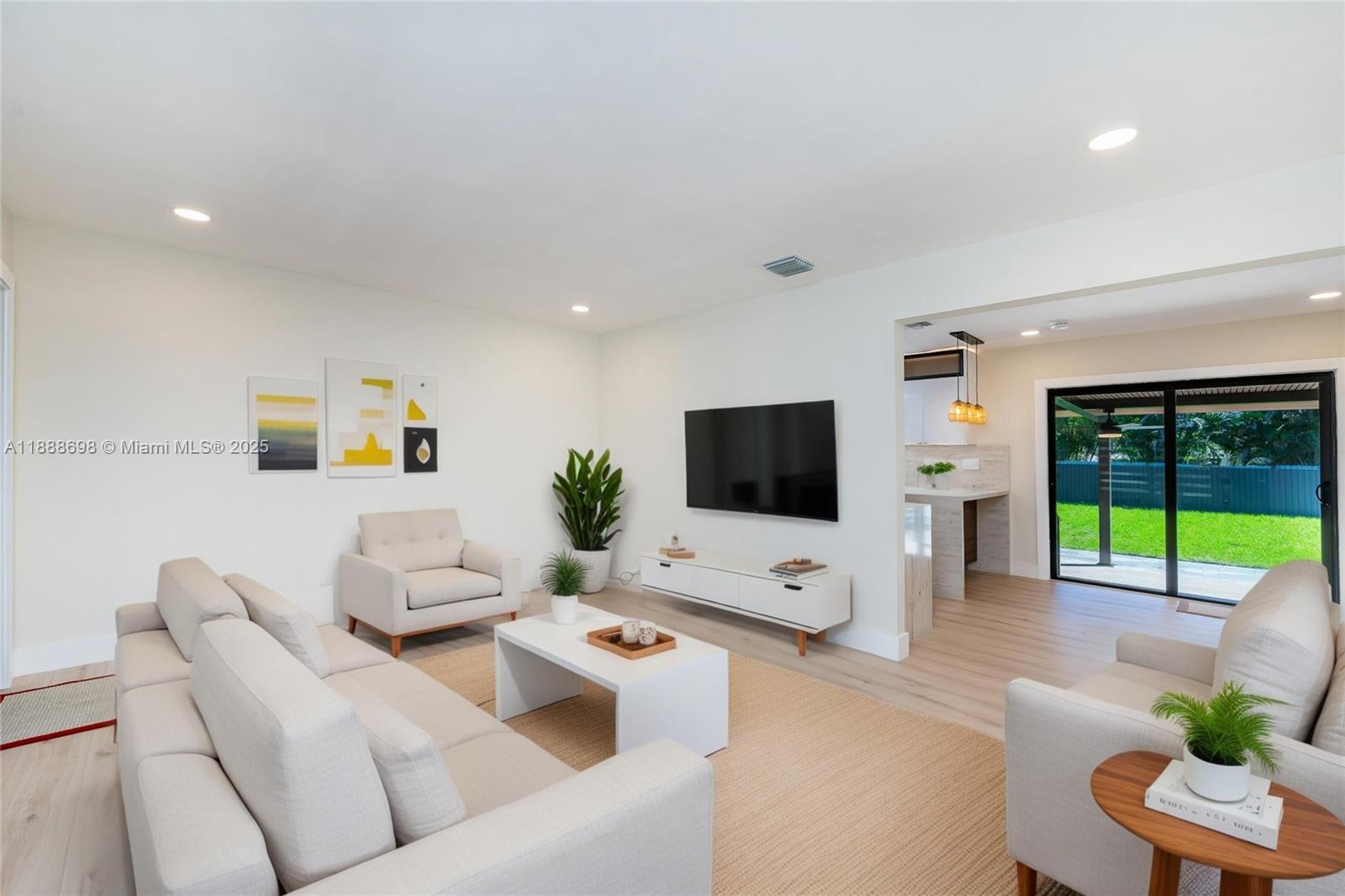 FOUST SUB - Residential