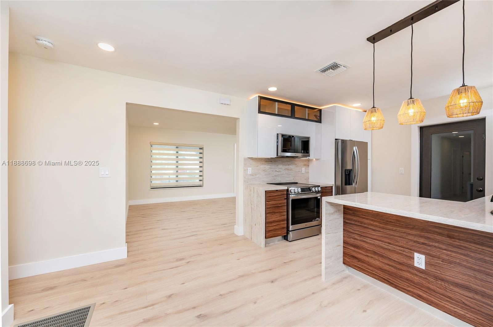 FOUST SUB - Residential