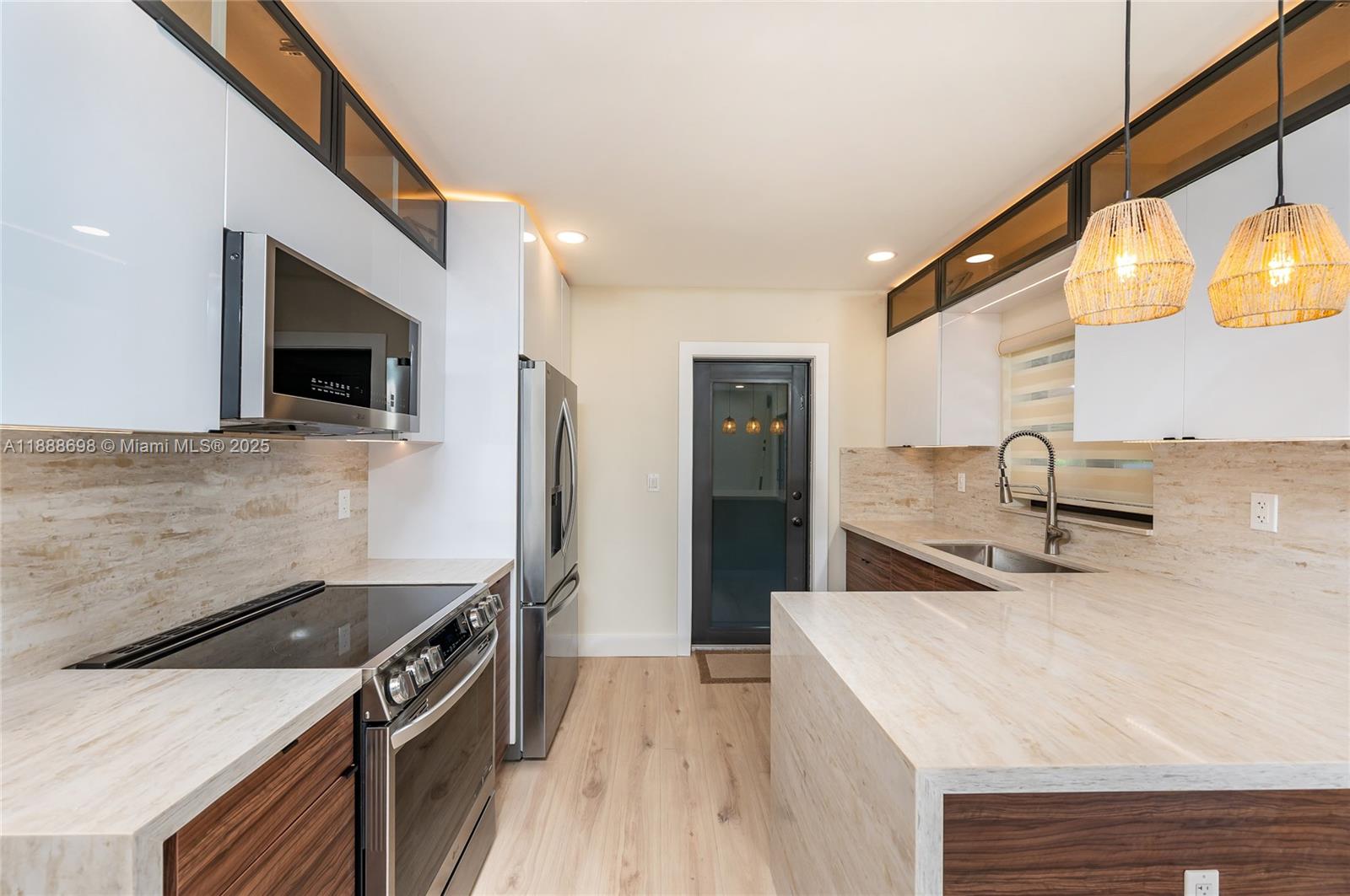 FOUST SUB - Residential