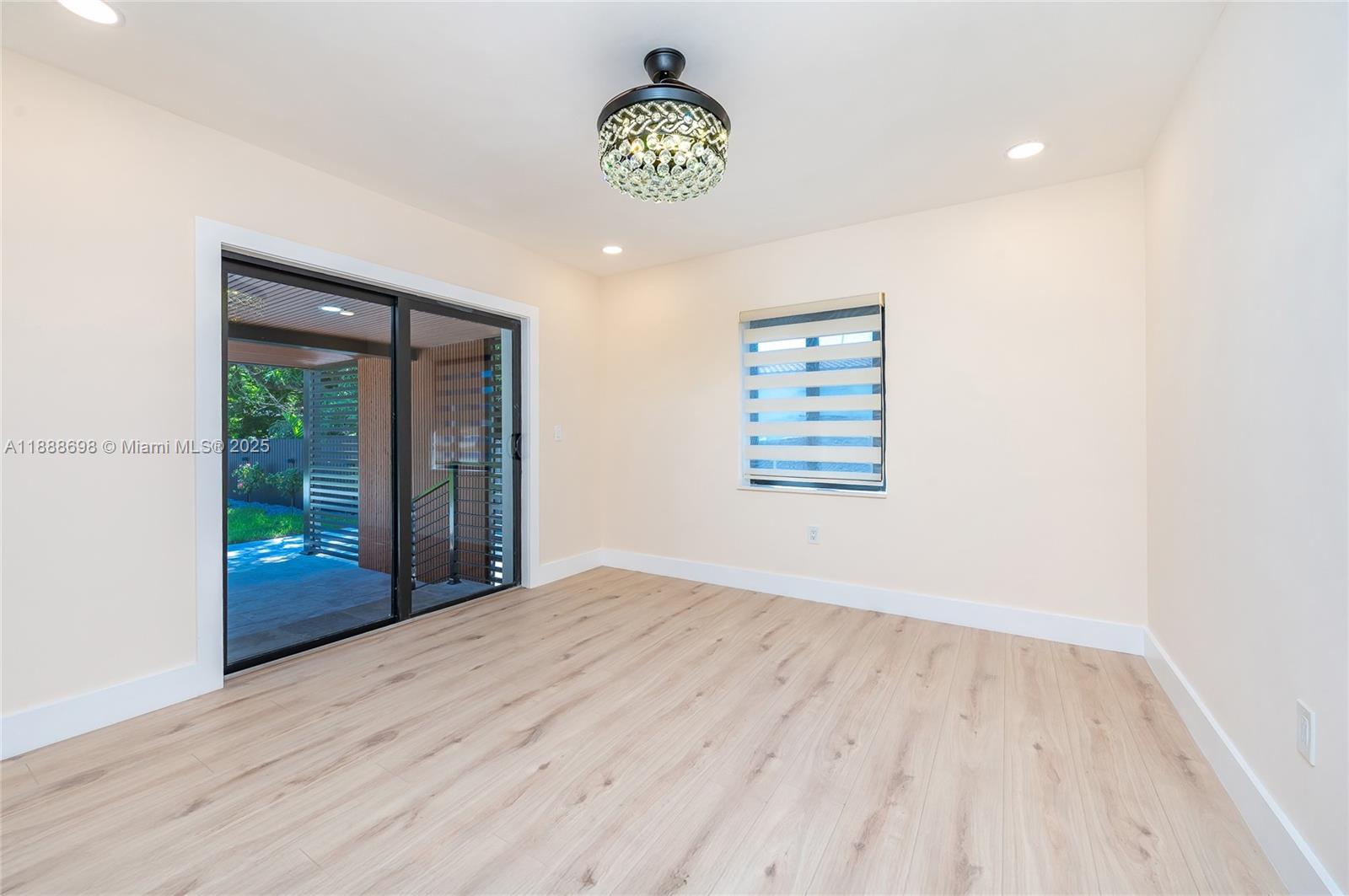 FOUST SUB - Residential