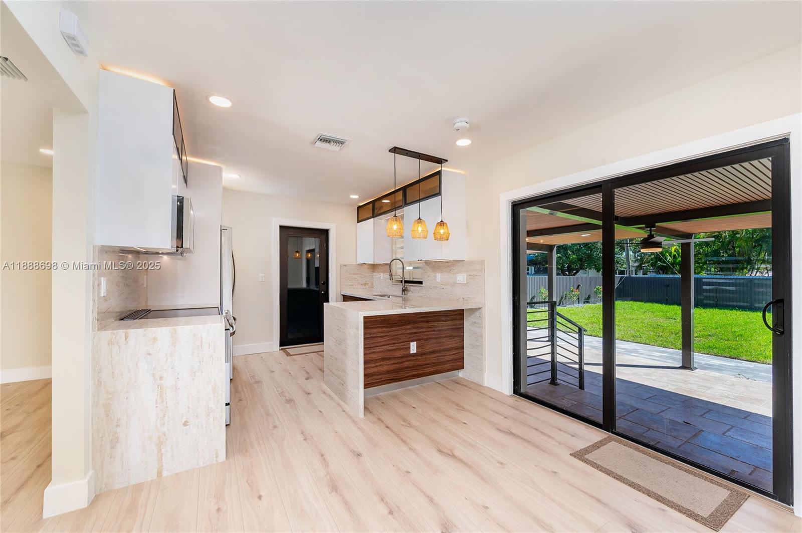 FOUST SUB - Residential