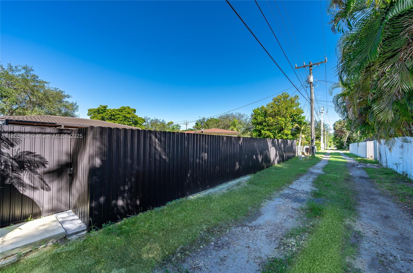 FOUST SUB - Residential