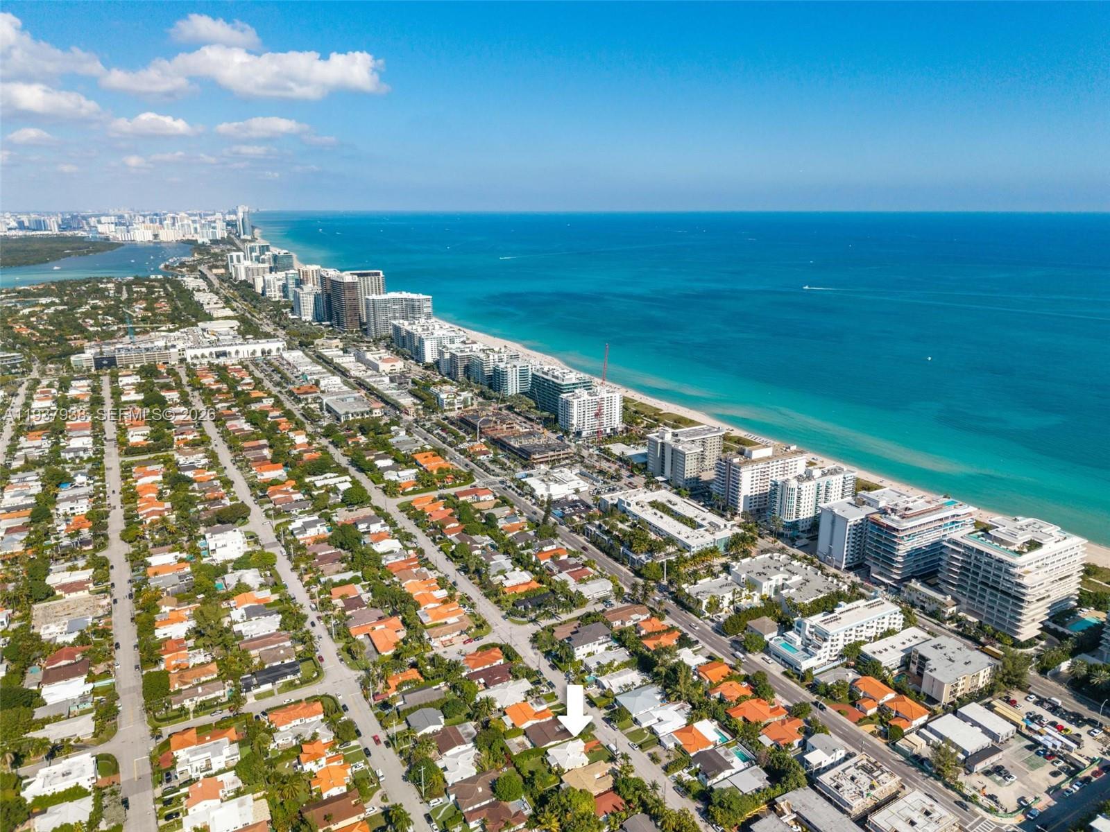 ALTOS DEL MAR NO 4 - Residential