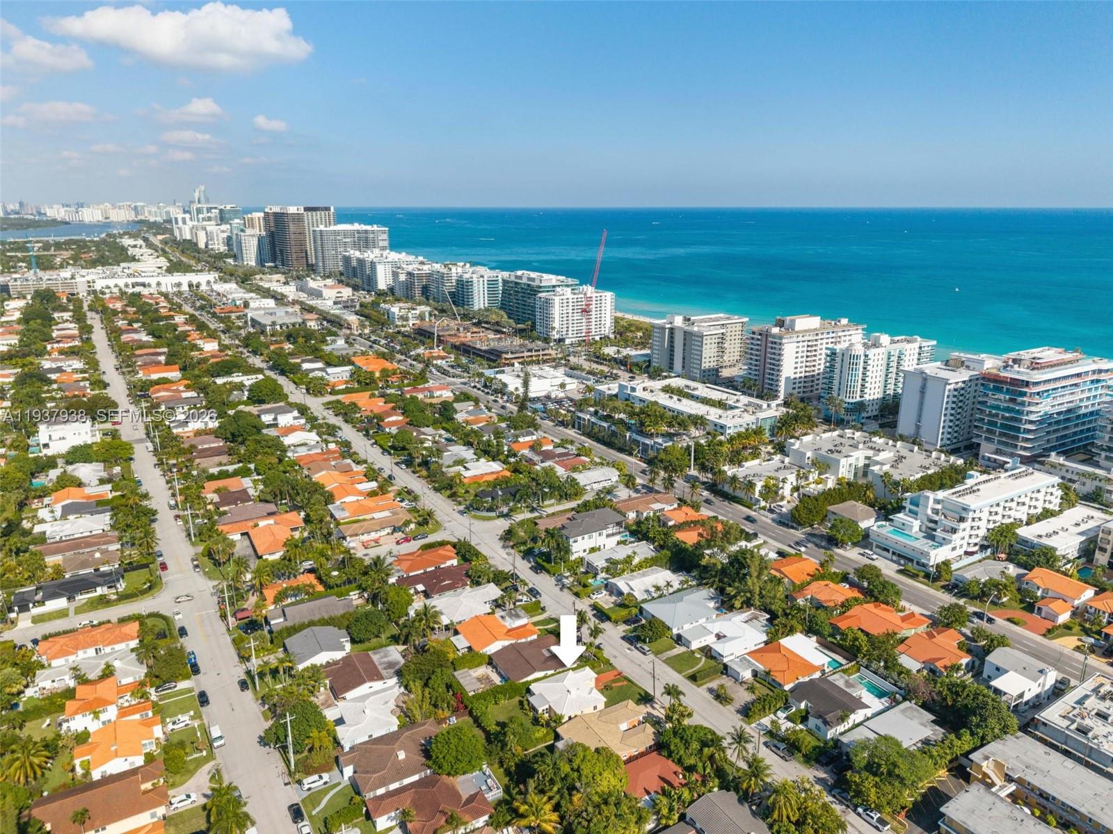 ALTOS DEL MAR NO 4 - Residential