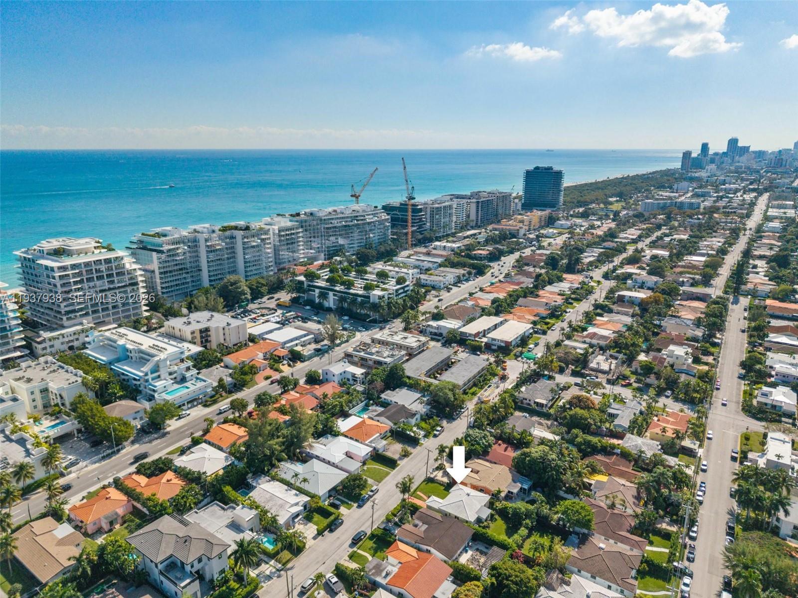 ALTOS DEL MAR NO 4 - Residential