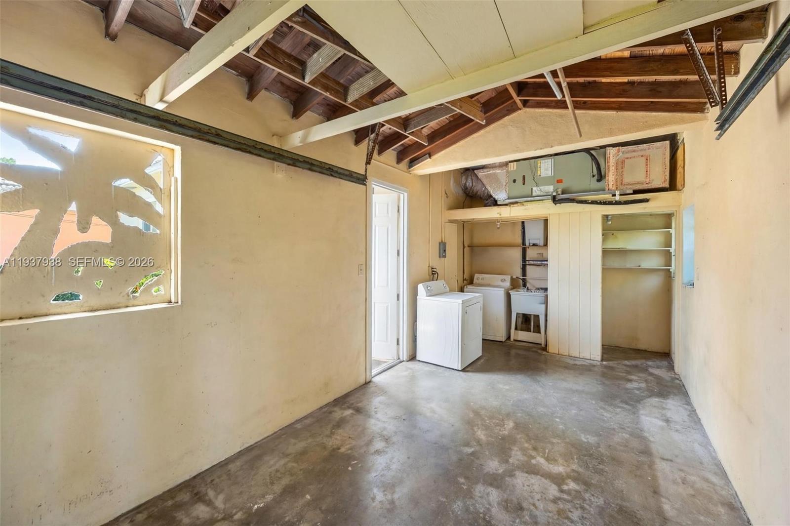 ALTOS DEL MAR NO 4 - Residential