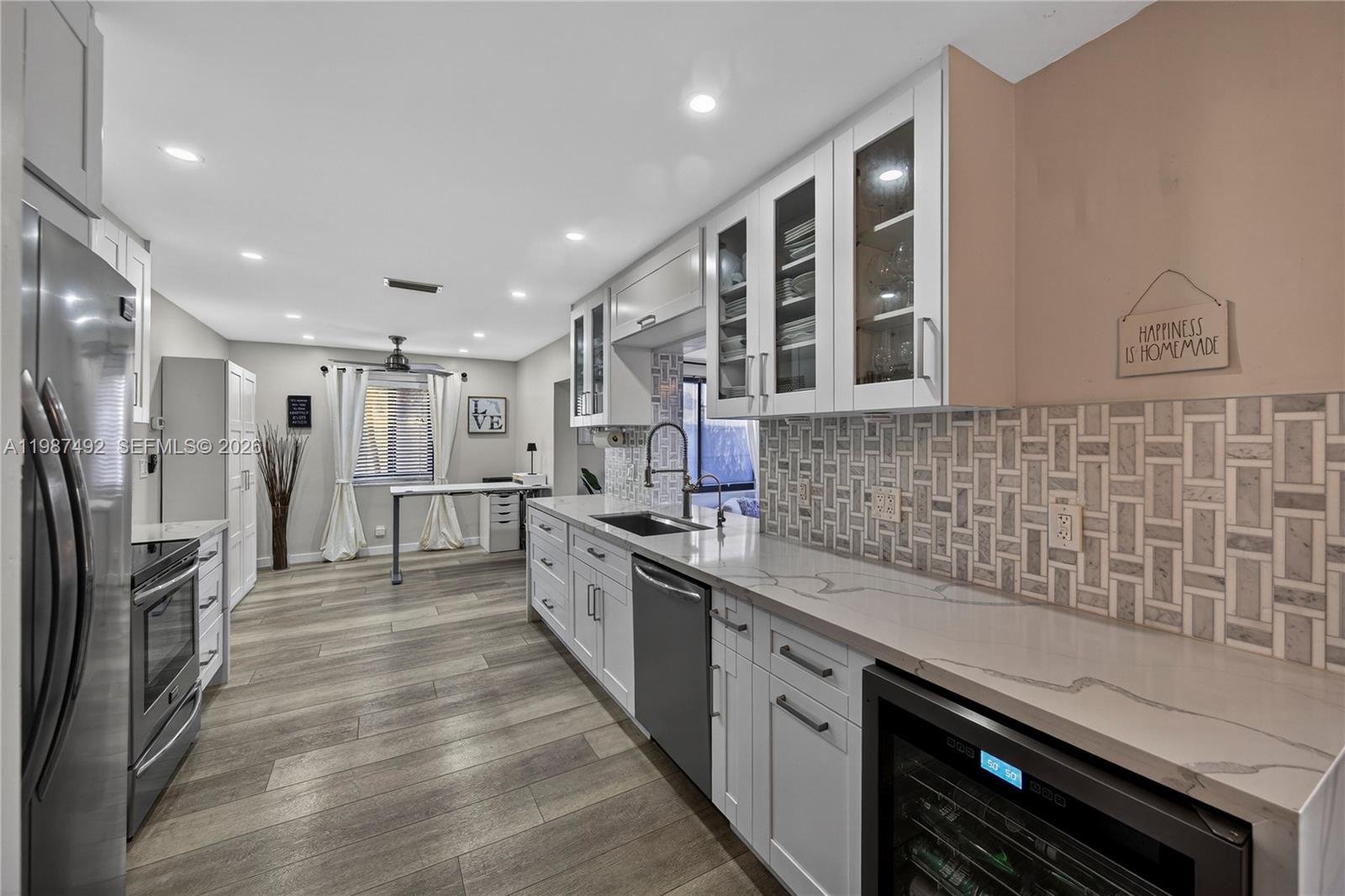 GARDEN ISLES SEC 4 - Residential Lease