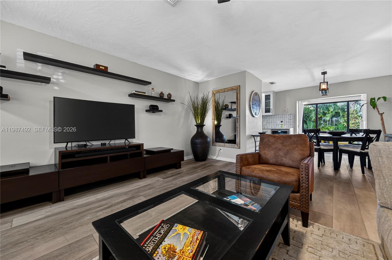 GARDEN ISLES SEC 4 - Residential Lease