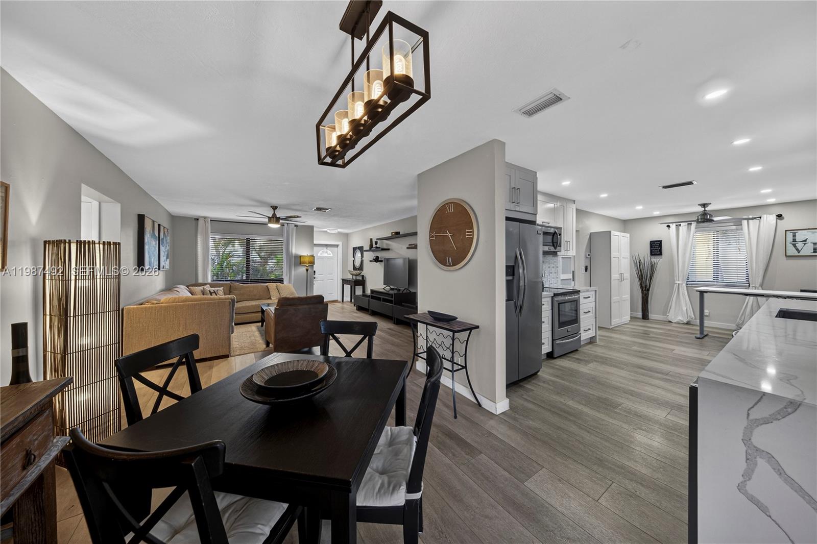 GARDEN ISLES SEC 4 - Residential Lease