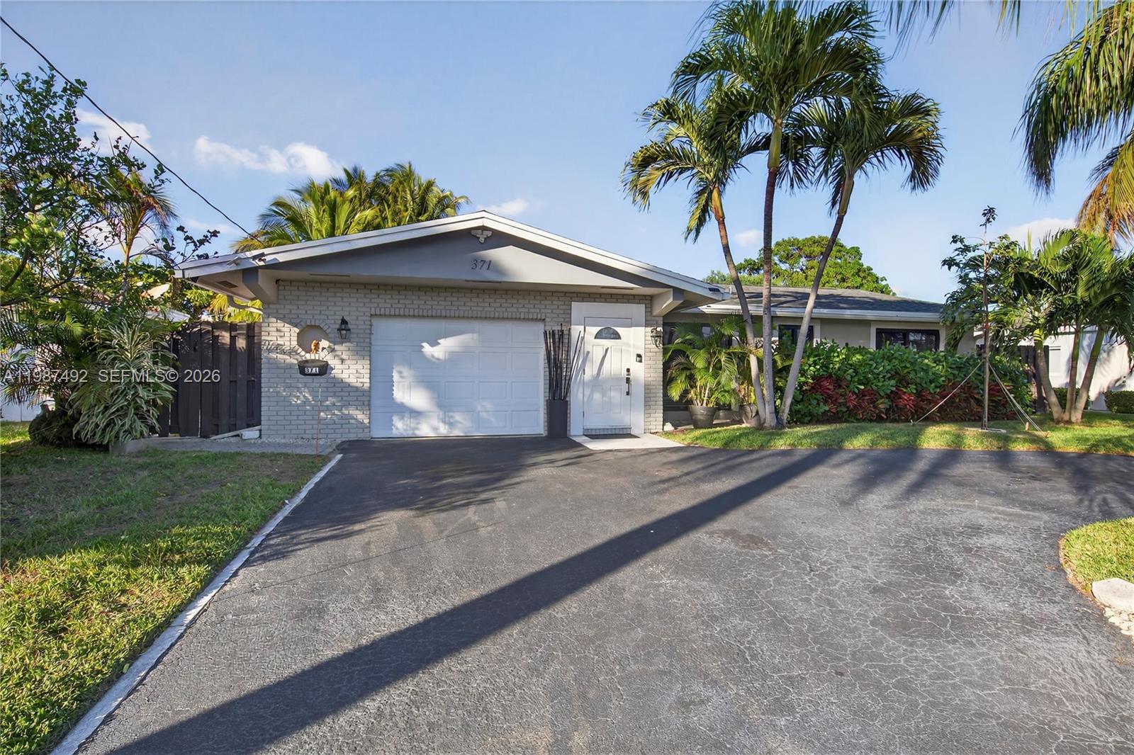 GARDEN ISLES SEC 4 - Residential Lease